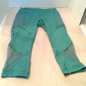 Lululemon Women’s Forget the Sweat Cropped Leggings Size 12 Turquoise Sea